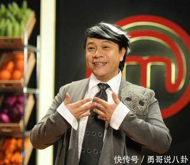 身上有难闻气味的4大明星: 杨幂上榜, 而他熏的