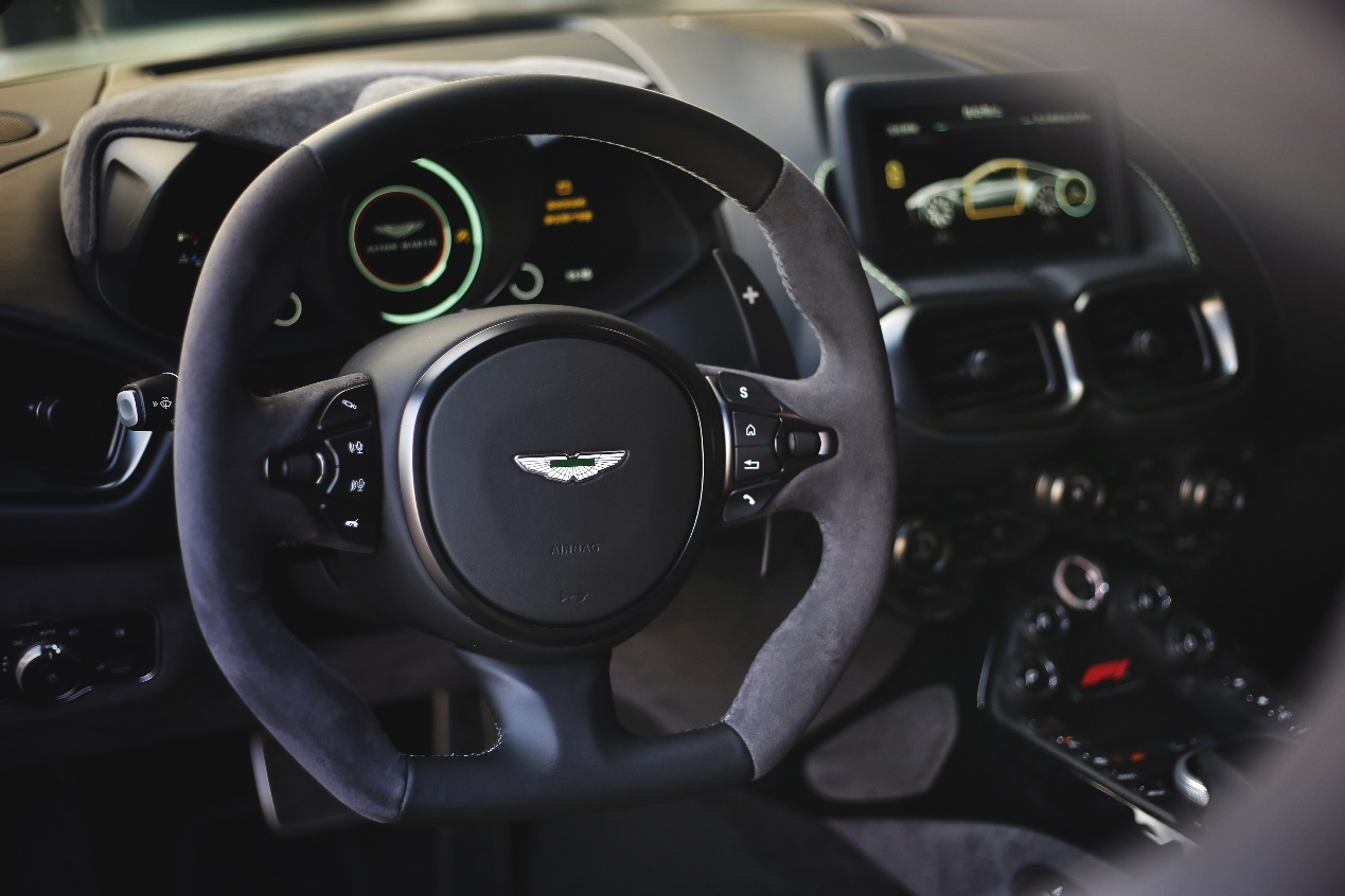 阿斯顿·马丁Vantage F1特别版现已到店开始陆续交付客户