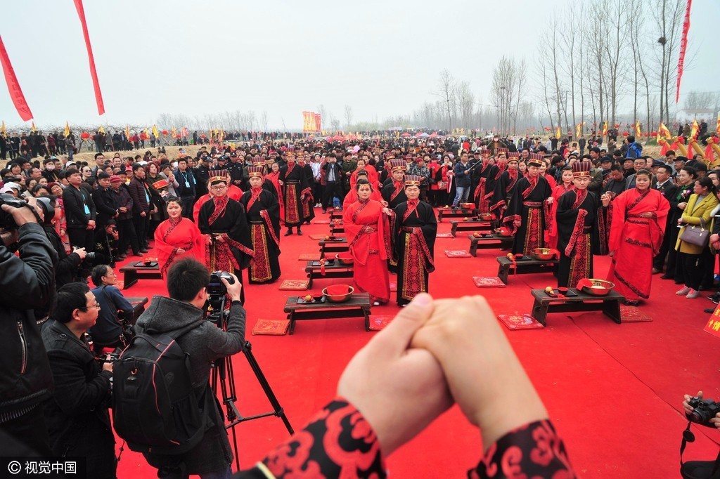 穿汉服,行周礼.