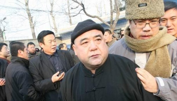 直击相声泰斗马季葬礼:马东姜昆冯巩泣不成声