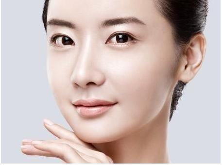 怎样能让脸在减肥时也能同步瘦下来?这里有方