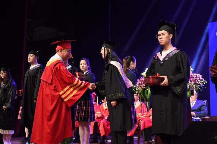 澳大利亚前总理为温州商学院颁发留学奖学金