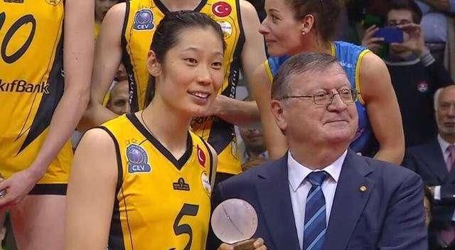 中国女排国家队队长朱婷基本信息