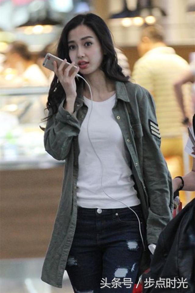 Angelababy机场近照曝光,不穿高跟鞋这腿也太