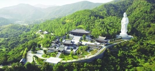 李嘉诚捐15亿花了10年,为弘法建一个寺庙,却被