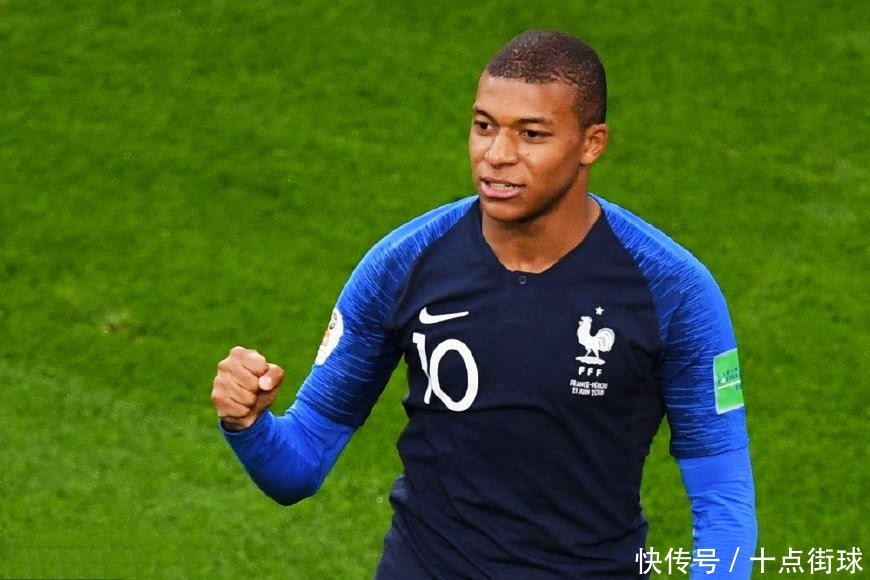 超巨诞生!法国4:3淘汰阿根廷,19岁姆巴佩无法
