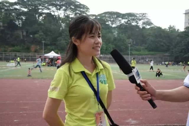 怀集这个女孩真美,被评为中国大学生自强之星