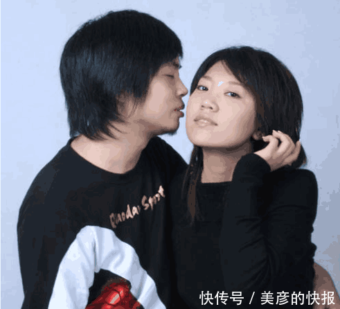 小伙发现未婚妻出轨照片, 聊天记录被曝出, 网友