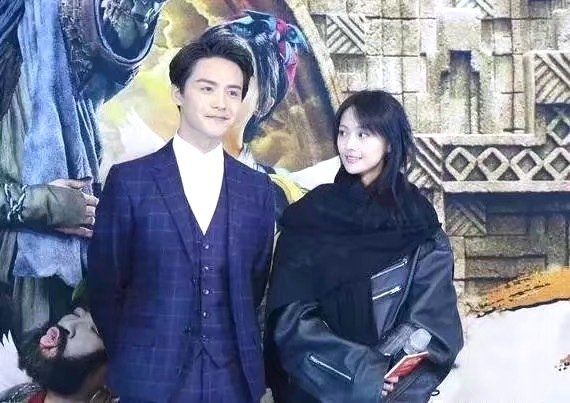 卓伟曝光郑爽新恋情!秒杀张翰!粉丝称:太满意