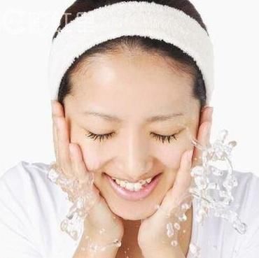 晚上用白醋洗脸真的能完全有效祛斑吗?答案很