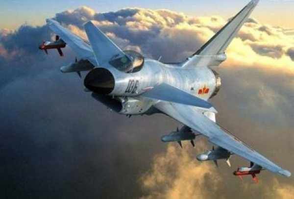 中国歼10战机最强型号曝光:竟然比歼20都不差