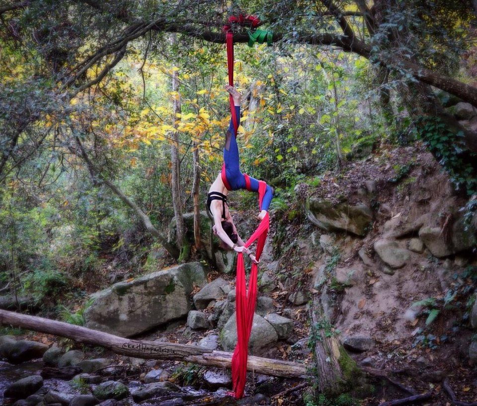 空中瑜伽有什么好处?跟普通瑜伽有什么区别吗?