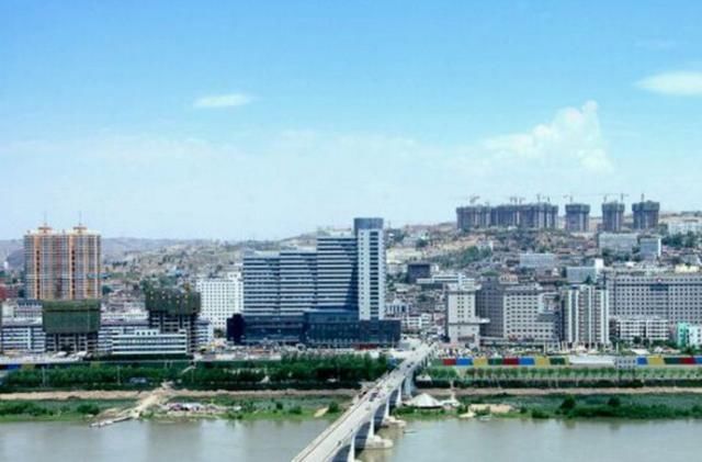 陕西位置最偏僻的县城,离另外一个县城不足30