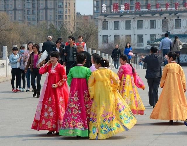 朝鲜人来中国旅行,发现中国人见面喜欢问这句