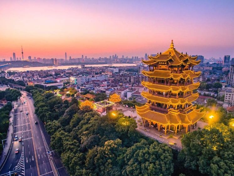 为什么武汉的人均GDP和上海不相上下, 但工资