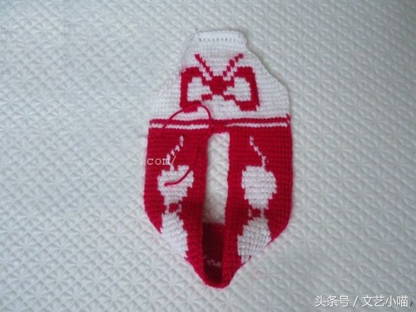 圣诞款简单地板袜编织图解教程,给家人织一双