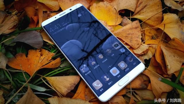 买手机不要盲目跟风,当前口碑最好的是这3款手机