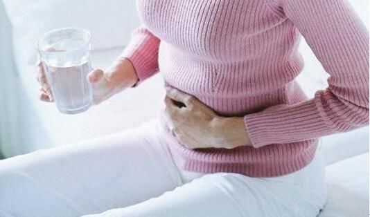 中医教导这个位置拍一下,湿气走的快!