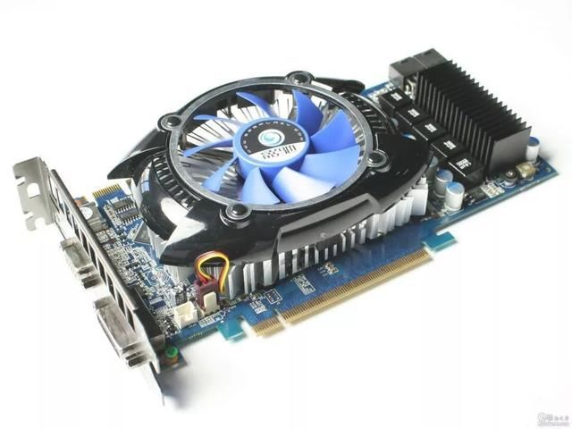 适合程序员编程的笔记本电脑怎么选?配置很重