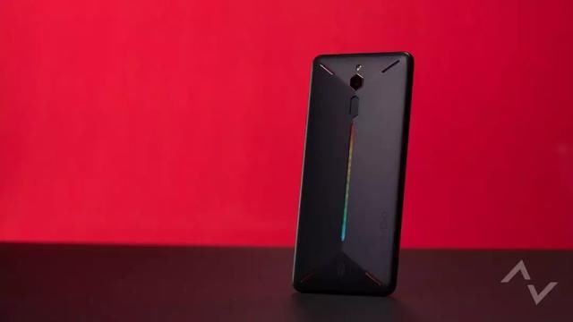 华为荣耀10发布,同日努比亚红魔出新机,处理器