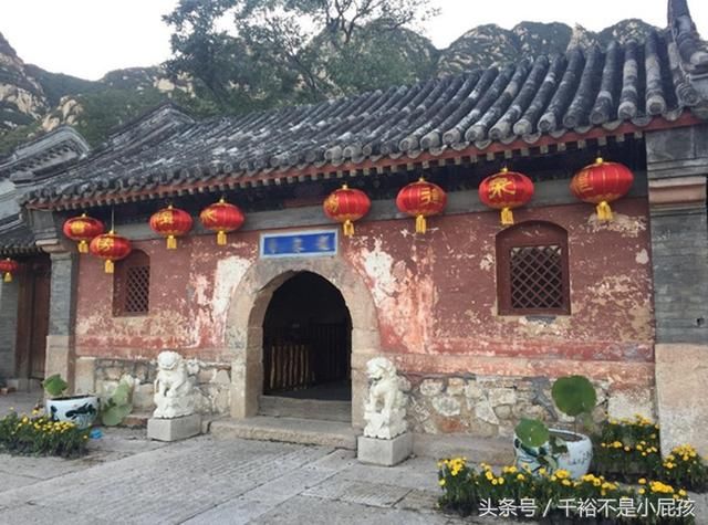 宝宝半夜睡觉突然惊醒,眼神恐慌大哭,原因让妈