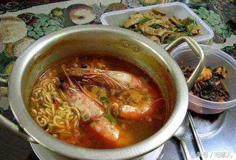 我很好奇韩国人为啥爱吃泡面,看完几张图我明