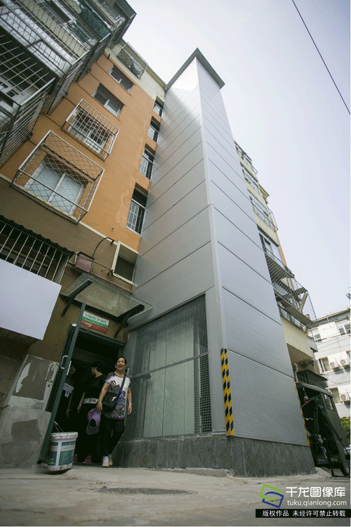 石景山区首部老楼加装电梯投入使用 石景山区首部老楼加装电梯投入使用