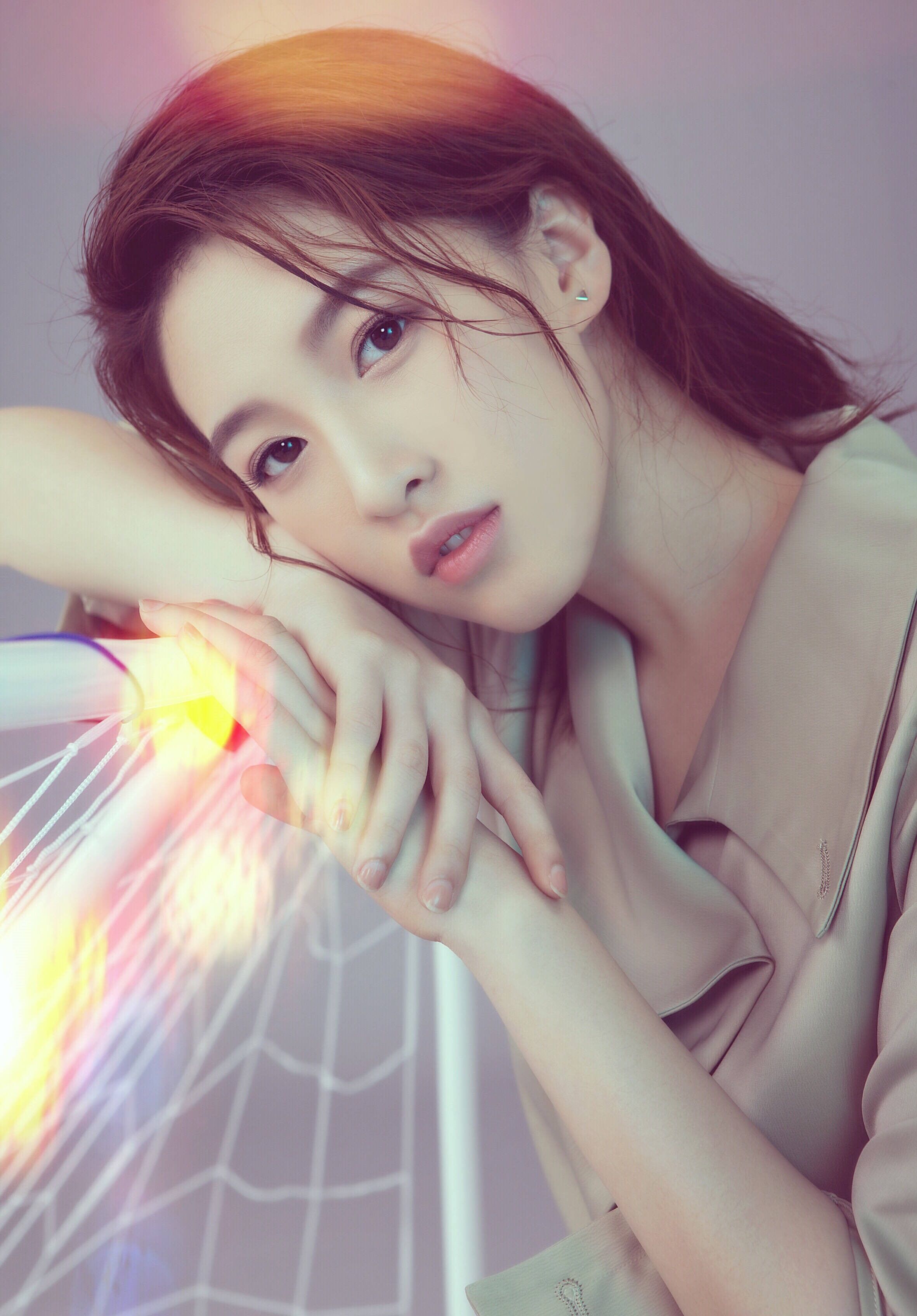 杜雨宸:微微一笑很倾城,邻家女孩般清新靓丽的