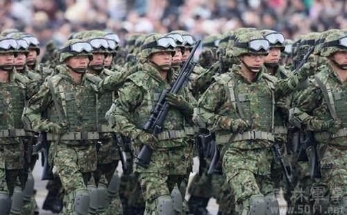 为了日本的绿卡,日本自卫队里有多少中国人出
