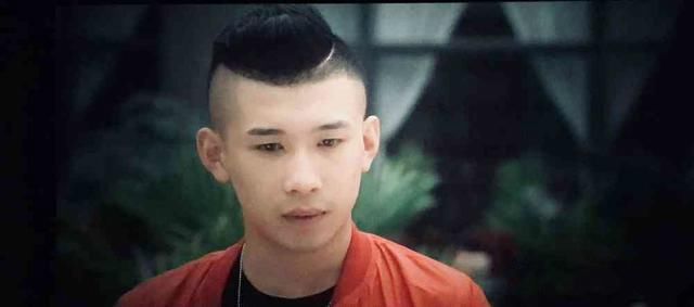 快手大网红们主演的院线电影《尖叫直播》票房