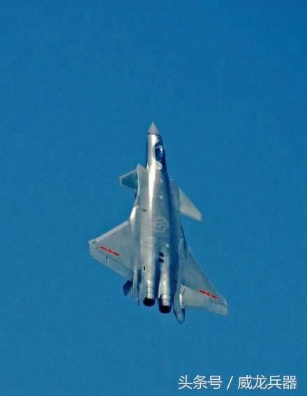 官方都已证实装备国产峨眉大推力发动机,歼20