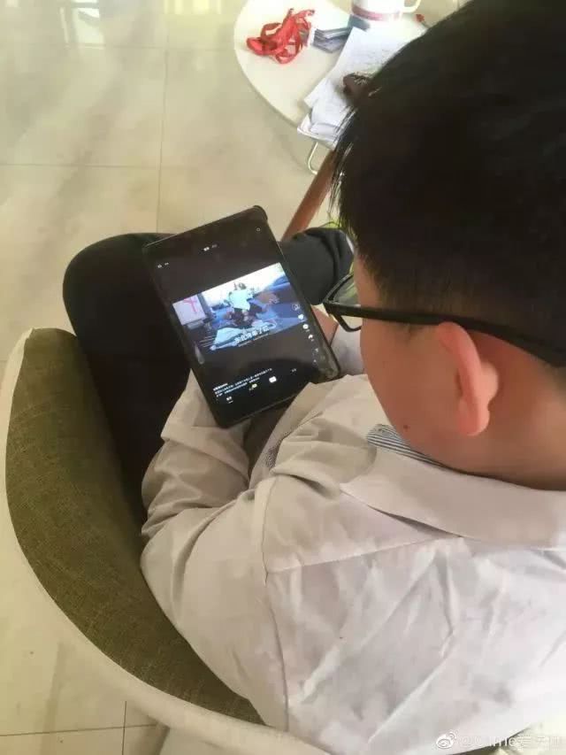 抖音们,正在悄悄地毁掉我们的下一代