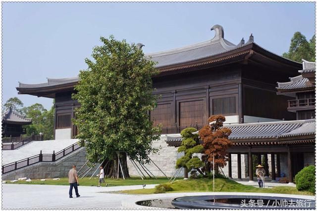 这座寺庙李嘉诚投了15亿,拜观音不准烧香,每天