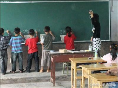 一年请多少天病假,学校才该扣教师绩效工资?一