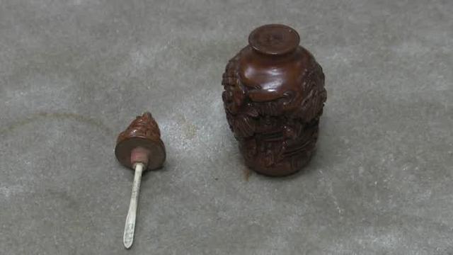 从西方“舶来品”到本土“传奇”,小小鼻烟壶尽显大乾坤 从西方“舶来品”到本土“传奇”,小小鼻烟壶尽显大乾坤