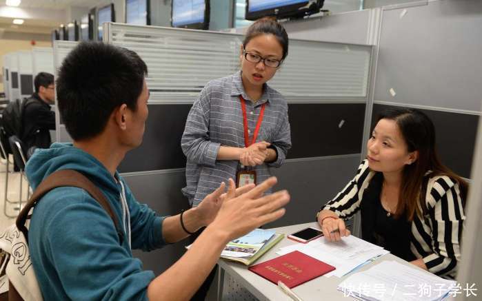 为什么大公司只招本科生不要大专生? 资深HR