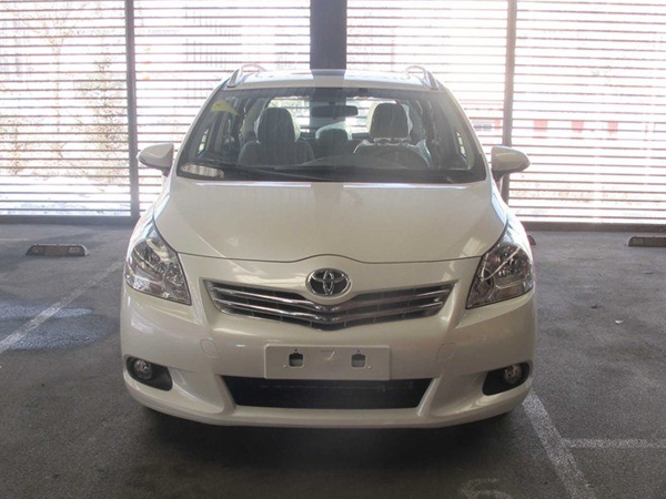 丰田mpv七座 逸致最新优惠信息外观升级更时尚