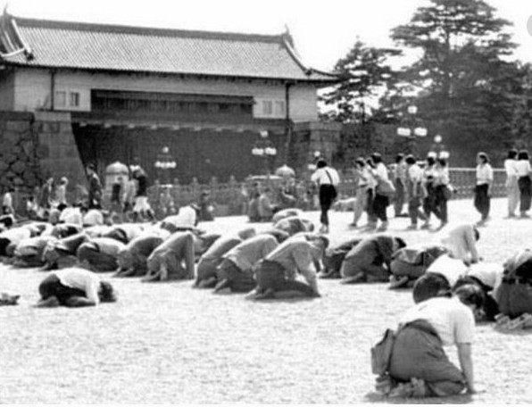 日本战败后10万韩国人集体自杀,为什么?