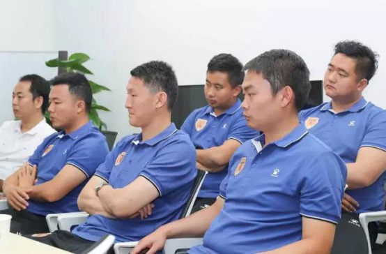 四川明宇足球学校正式纳入四川安纳普尔那青训