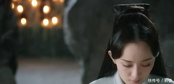 三生三世白浅为了夜华竟对她下跪!可她却是最