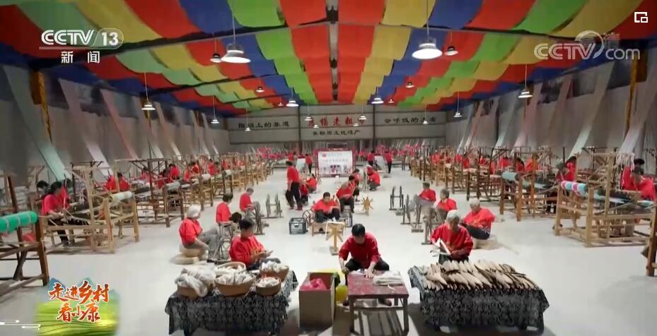 山西运城东开张村:指尖上的“非遗” 织女和她们的土布 山西运城东开张村:指尖上的“非遗” 织女和她们的土布