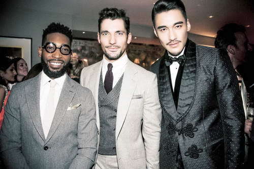 他曾和陈坤陆毅齐名 被雪藏后经商成大富豪!