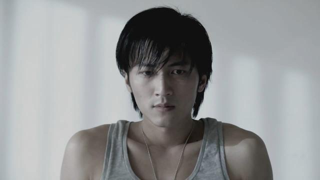 刘德华伪善?他一生坦坦荡荡帮人无数,唯对一人