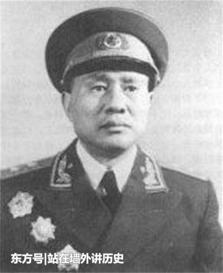 此人从班排连营团旅师军一级没漏提拔, 指挥艺