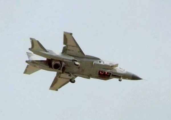 俄罗斯大动作复活雅克141 中国军迷竟一针见血