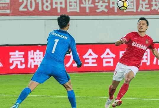 恒大赢球郜林损失数十万奖金, 深夜发图片称心