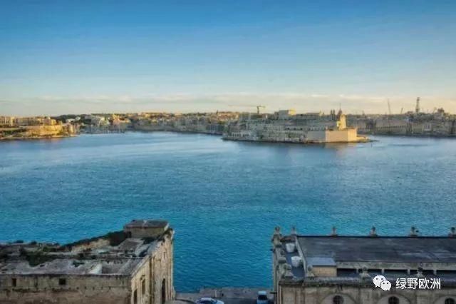 希腊债务危机八年长跑终结 已成欧元区增长最