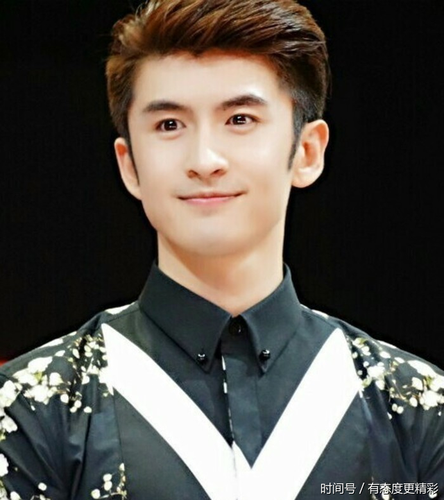 杨幂旗下演员张云龙王一菲爆出恋情,迪丽热巴