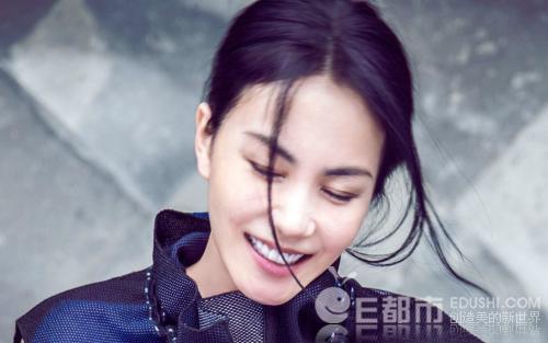 王菲录制综艺秒变段子手 然而参加新综艺第一