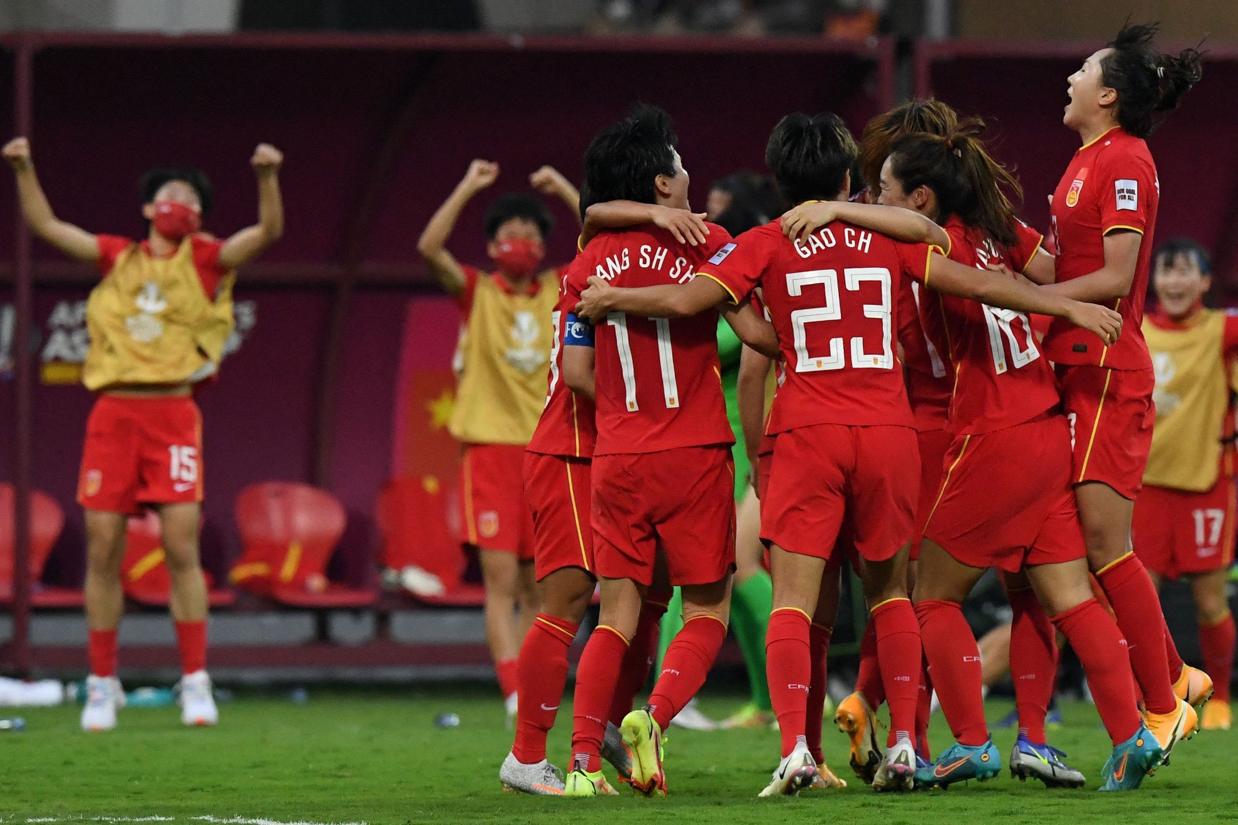 中国女足亚洲杯3-2战胜韩国队